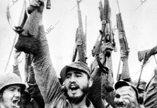 Revolucionarios en Sierra Maestra